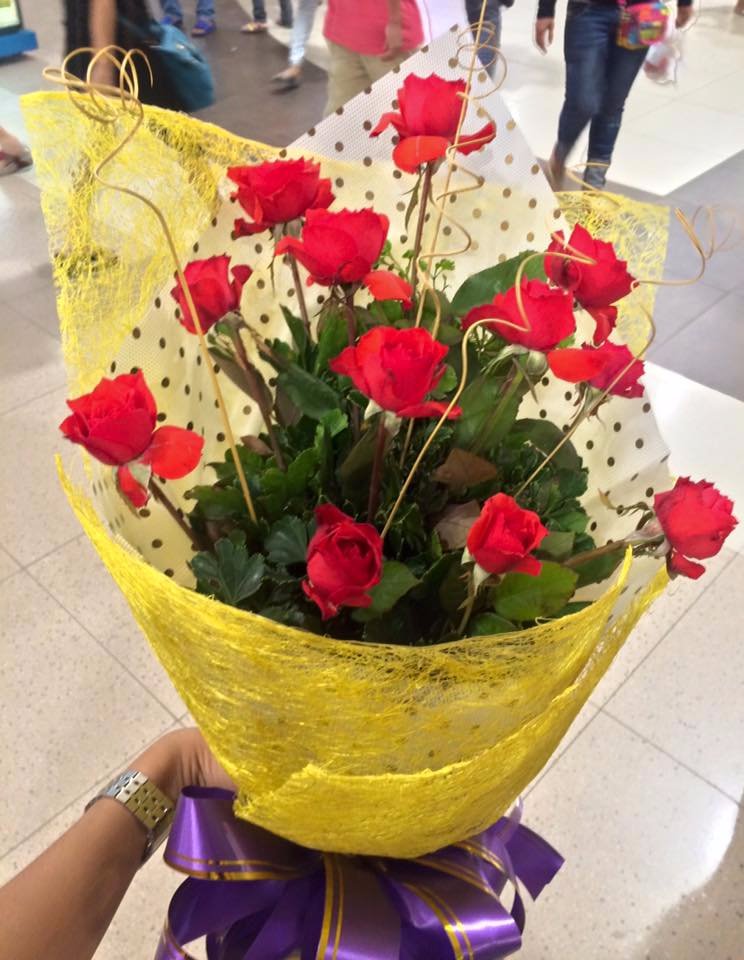 bouquet, of, flowers, red, roses, thank you, love love, mwaaaaaaah, happiness, smile