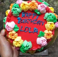 Cake for the birthday celebrants at Calea