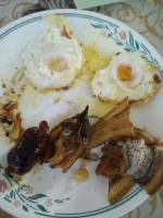 breakfast, scrambled eggs, pandesal