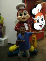 jollibee treat for mommasboi from upoad and win prize