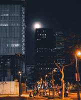 Its all about the moon, streetlife