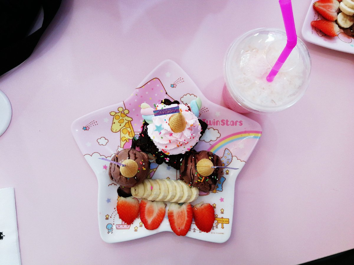 #star #sweet #yummy #dessert #icecream #chocolates #unicorn