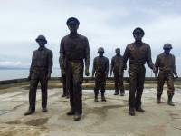 army statues, #mannequinchallenge