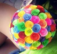 love these paper roses