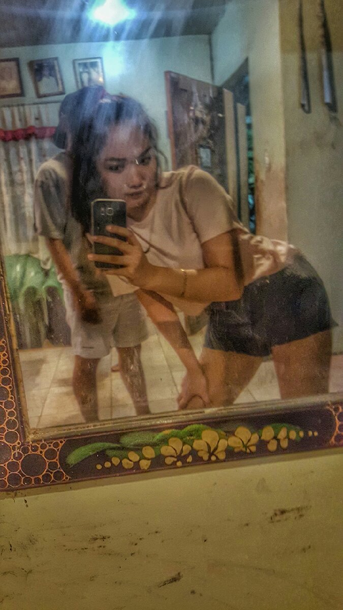 mirror selfieeee