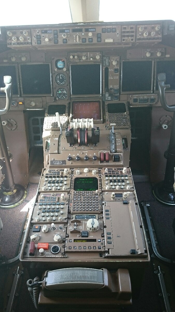 control panel of vintage Boeing 747 400