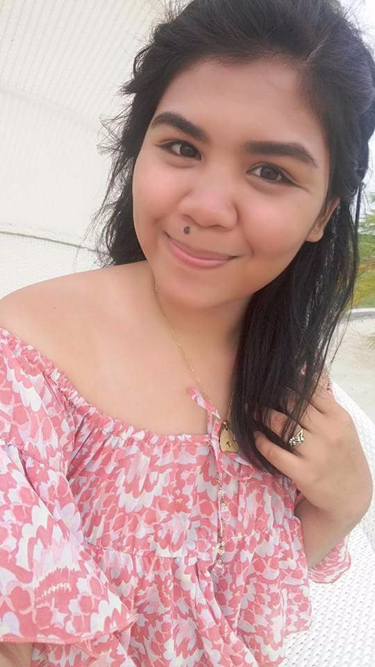 Friends, travel, resort life, selfie