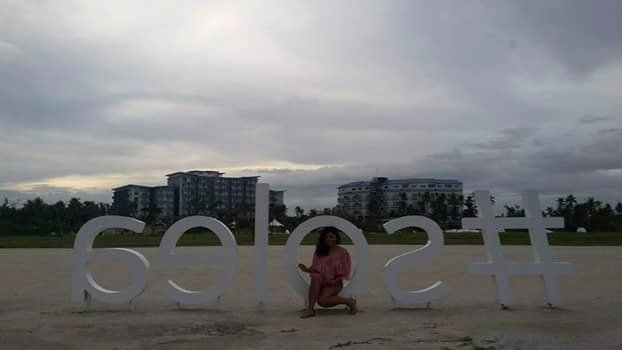 Friends, travel, resort life, selfie