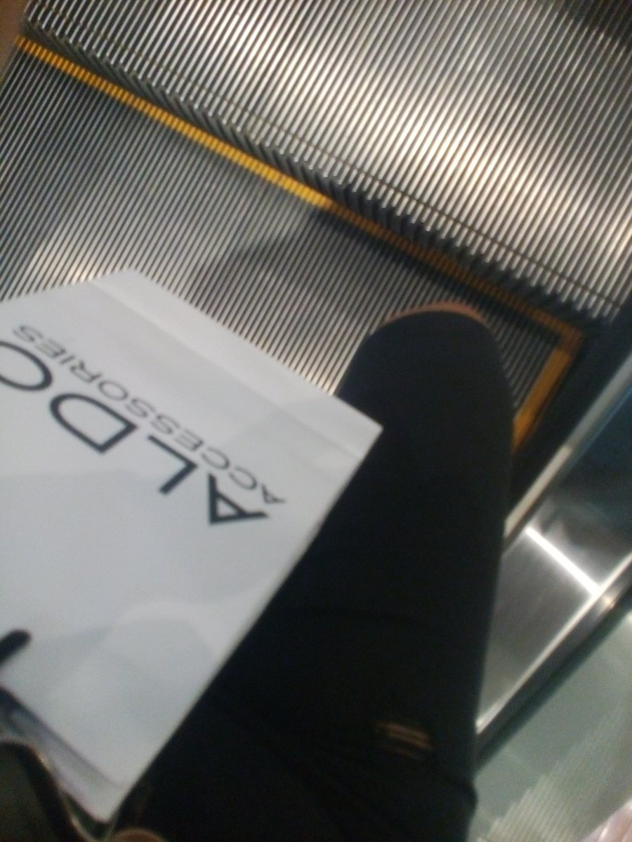 escalator, ayala
