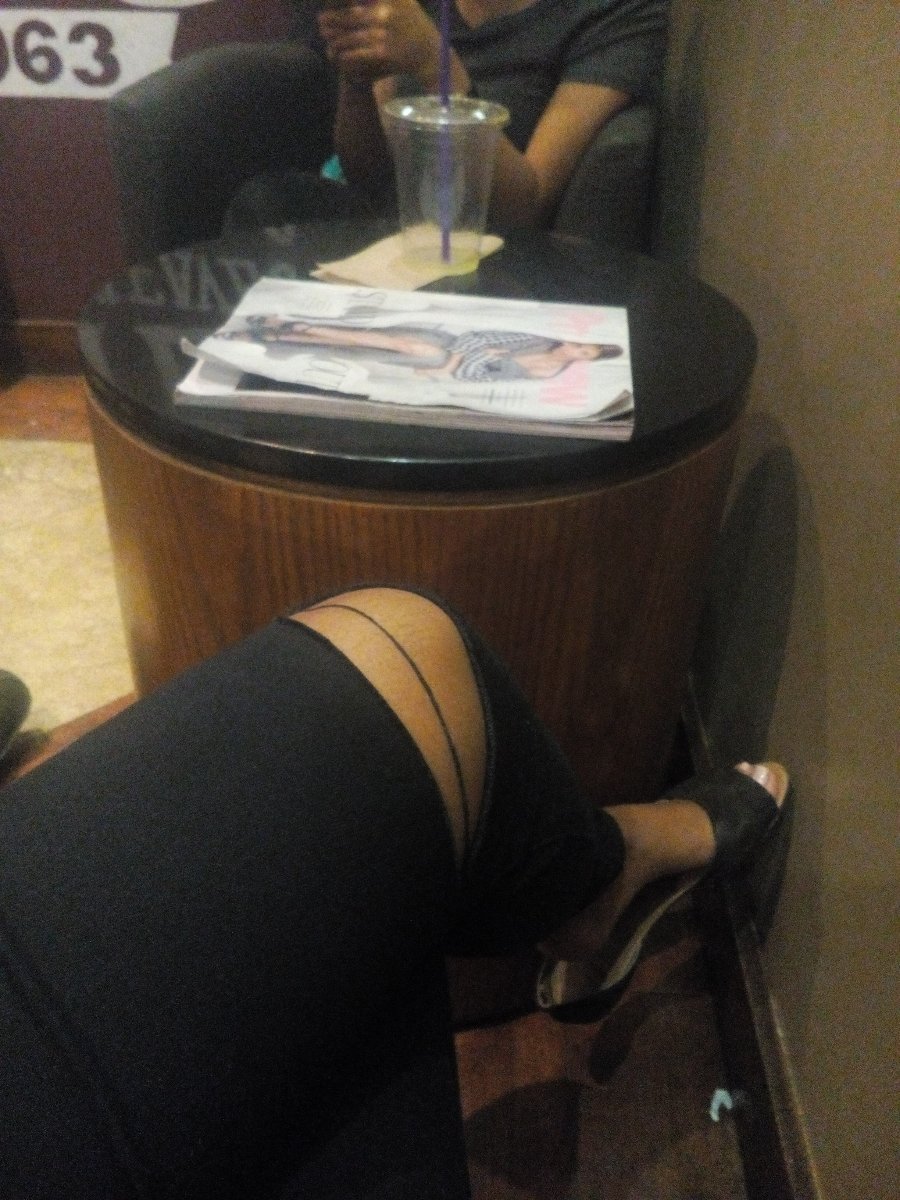 kneeripped, coffee