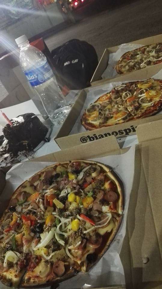pizza, yum