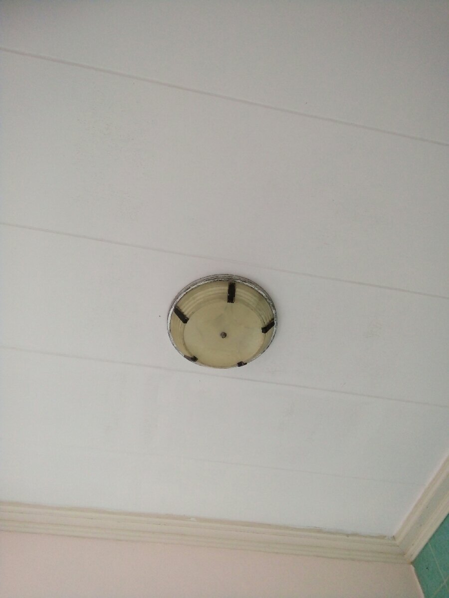 Ceiling light