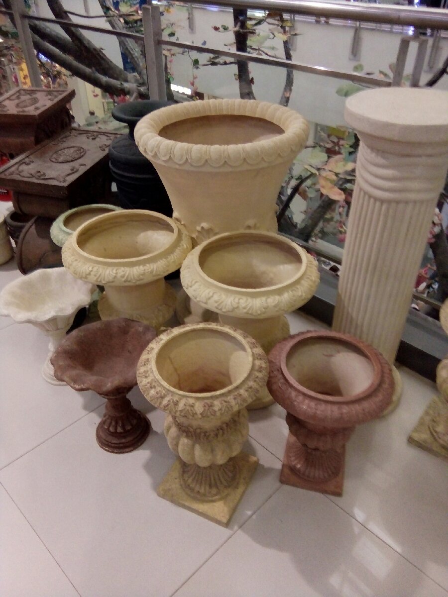 Decorative vase