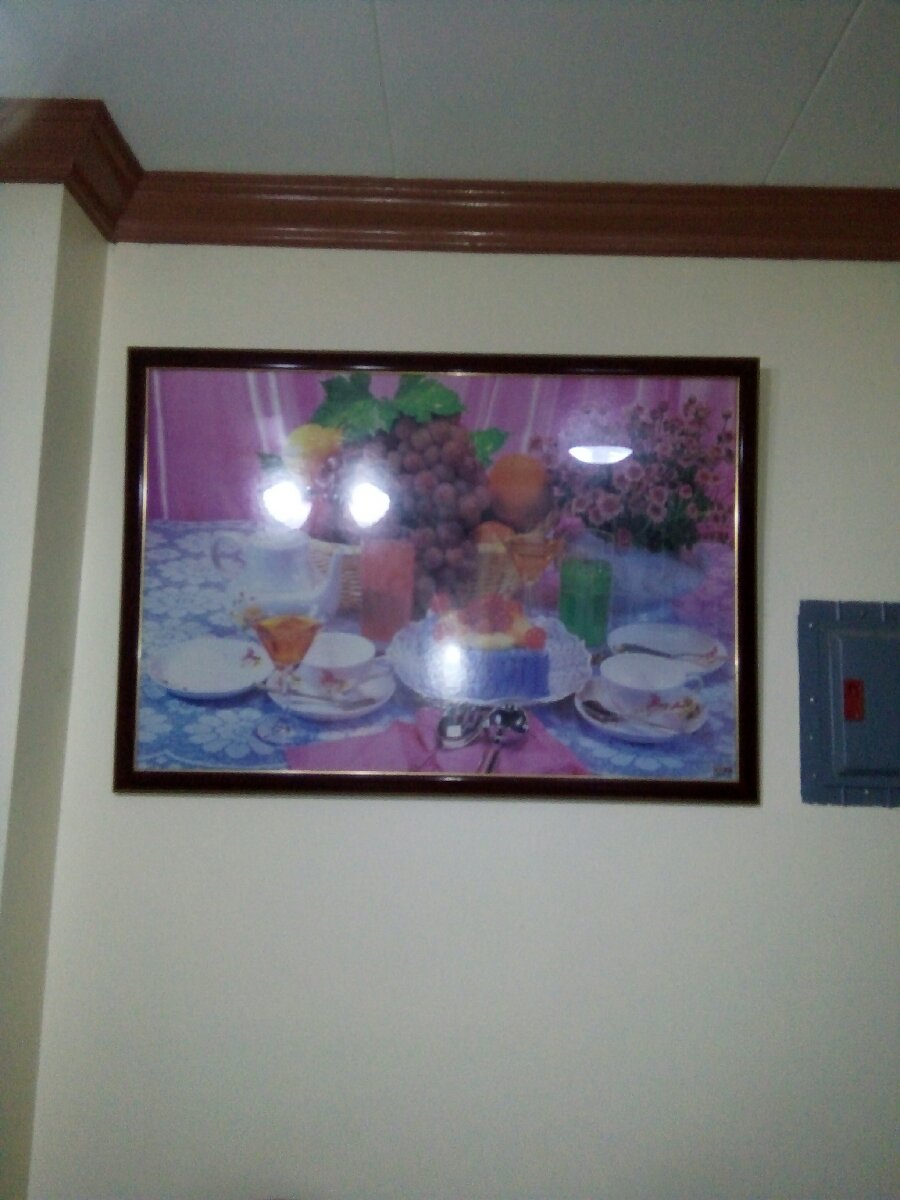 Dining room picture