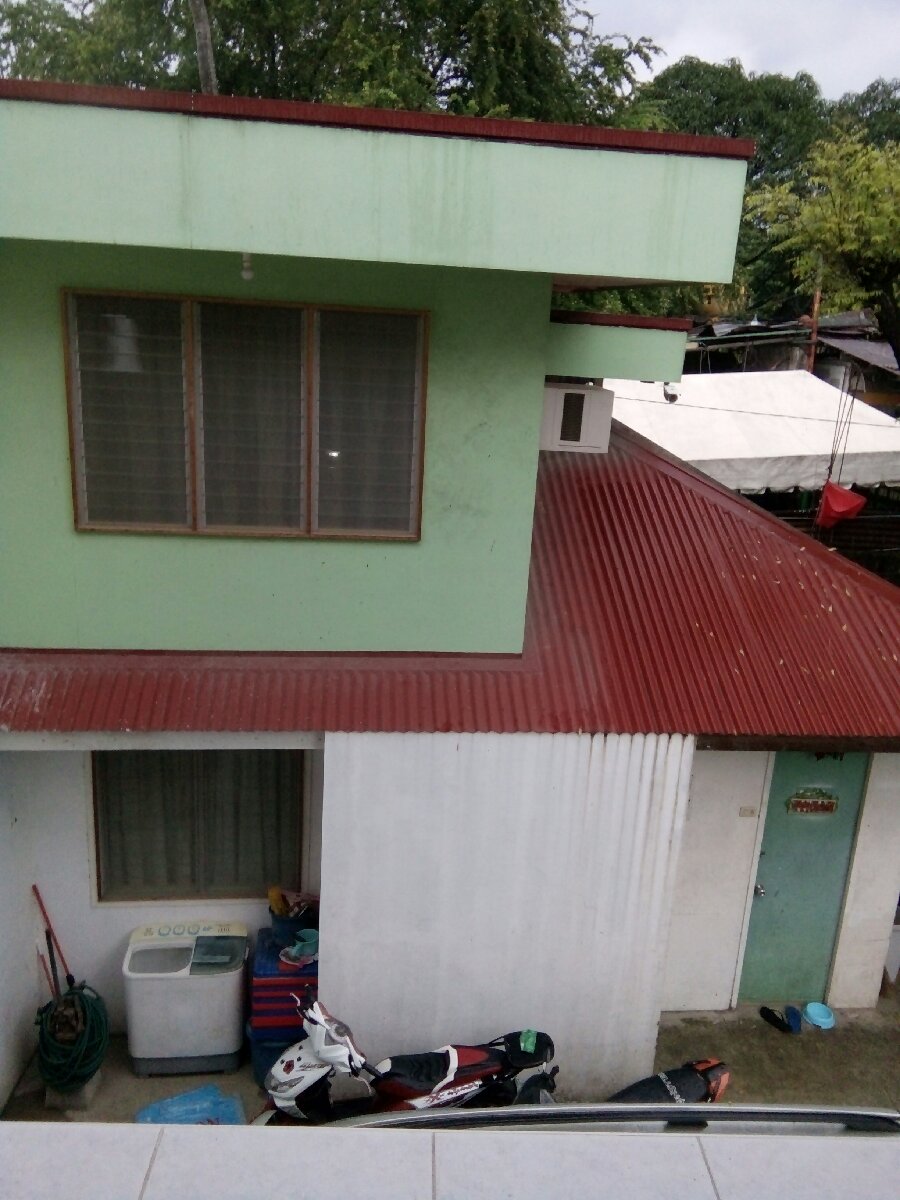 J 16 house