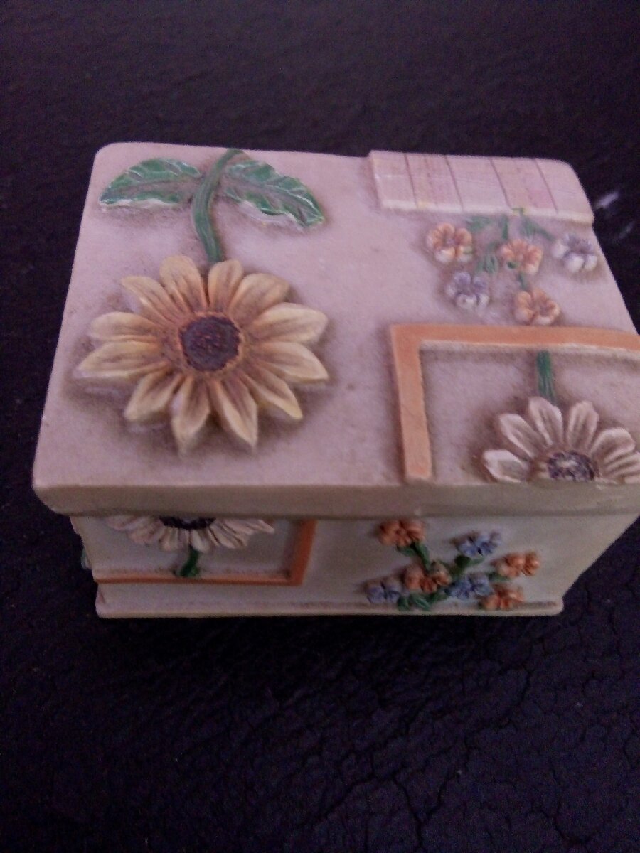 Jewelry box 2