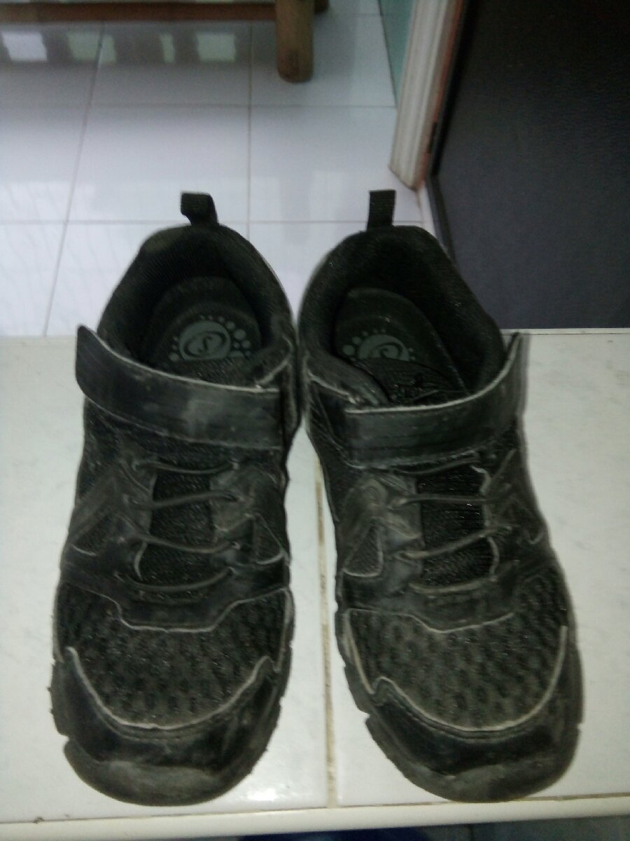 Kids shoes