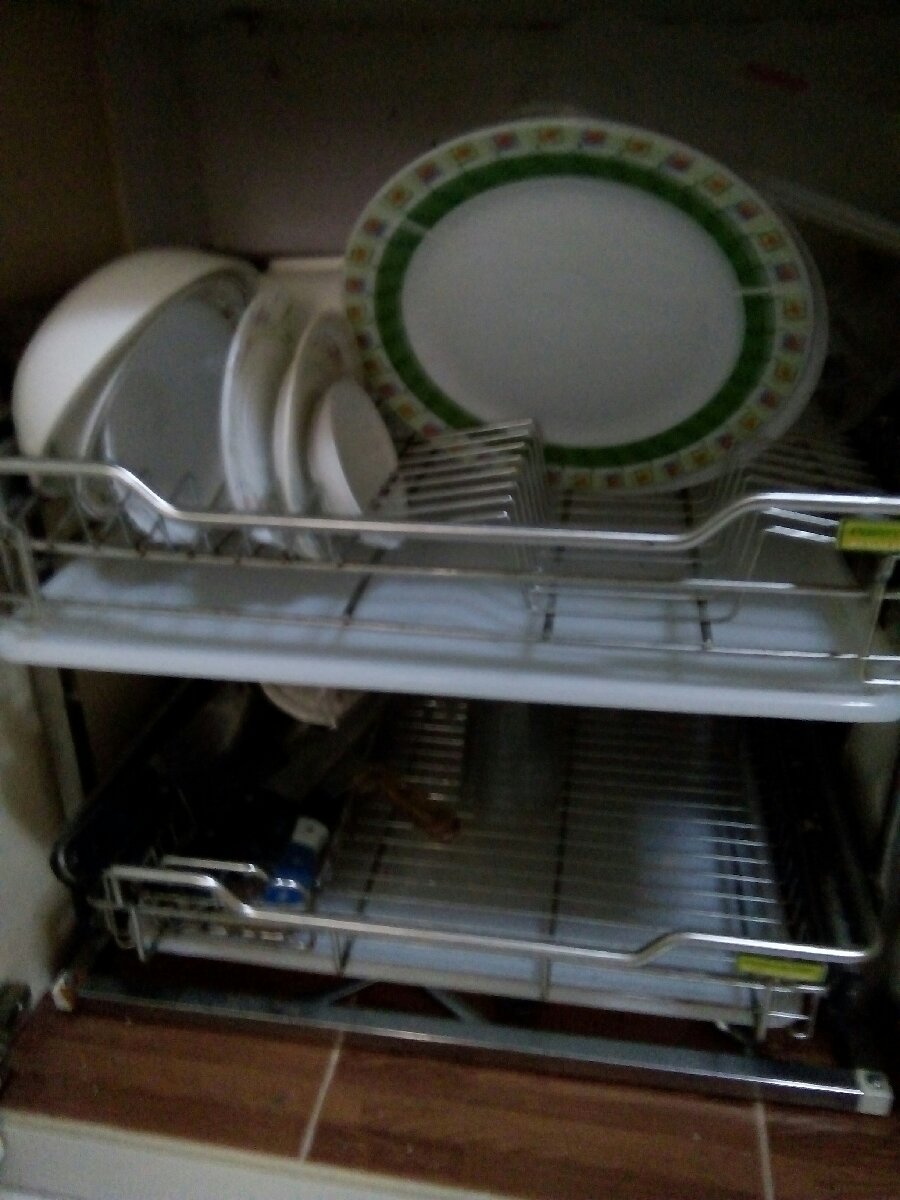 Utensils tray
