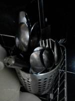 Utensils tray