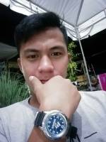 simple smile for a selfie