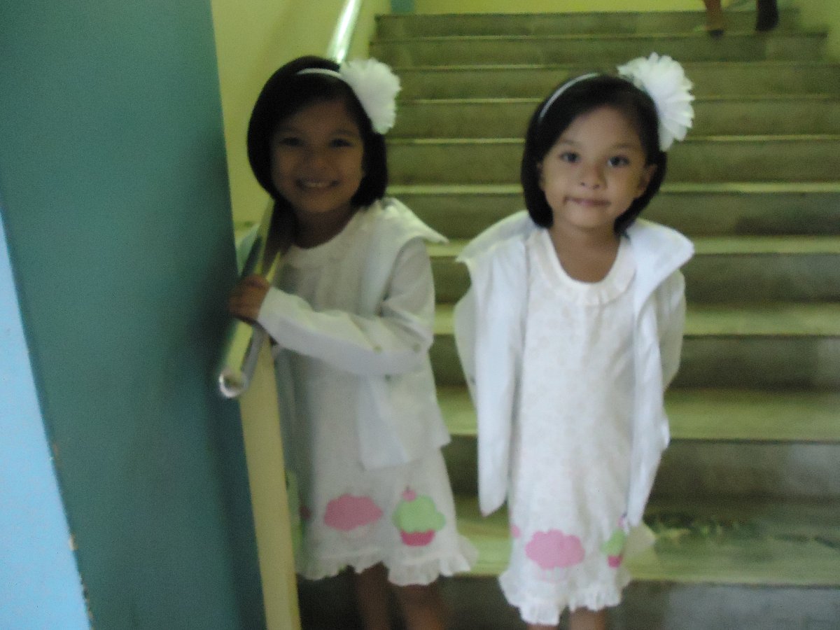 twin in white