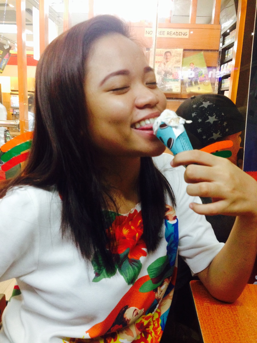 I guess, she, loves, icecream, that, much