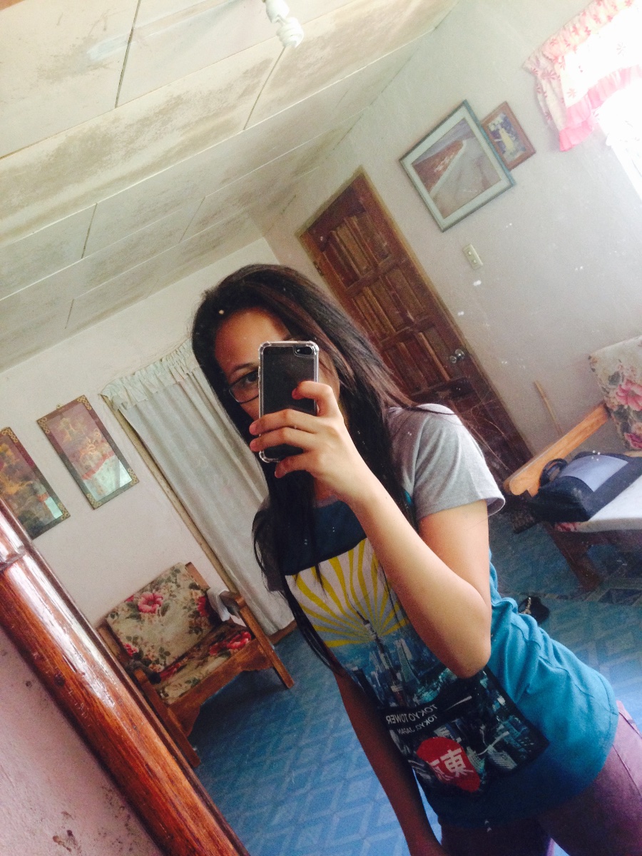 Mirror, selfie, hi