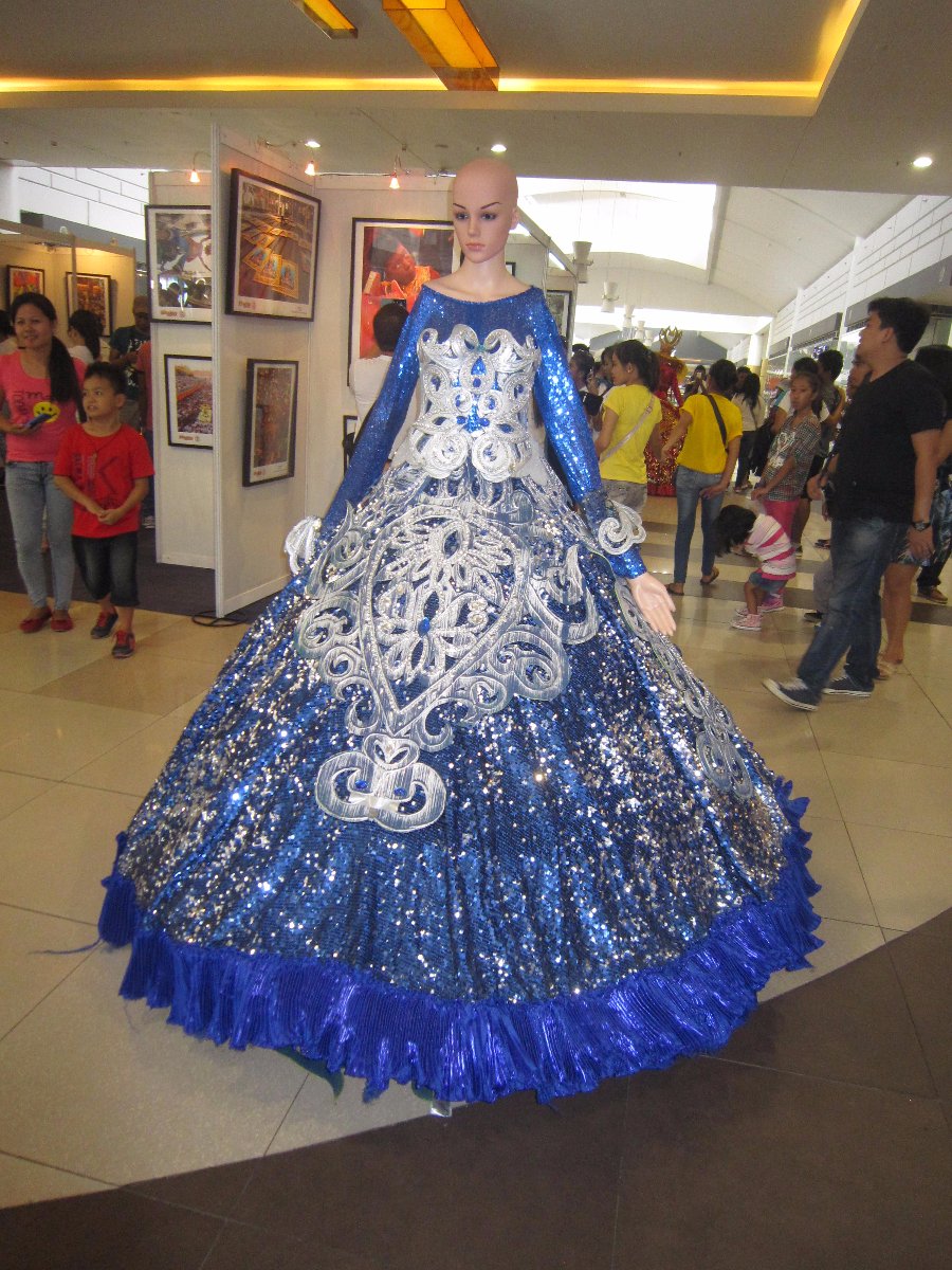 lovin, this, blue, gown
