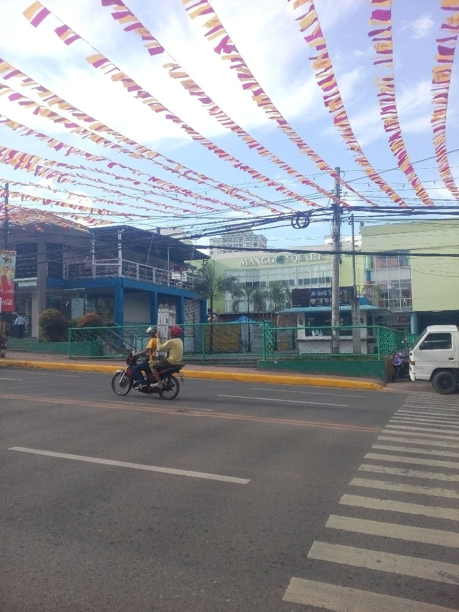 sinulog, mango ave