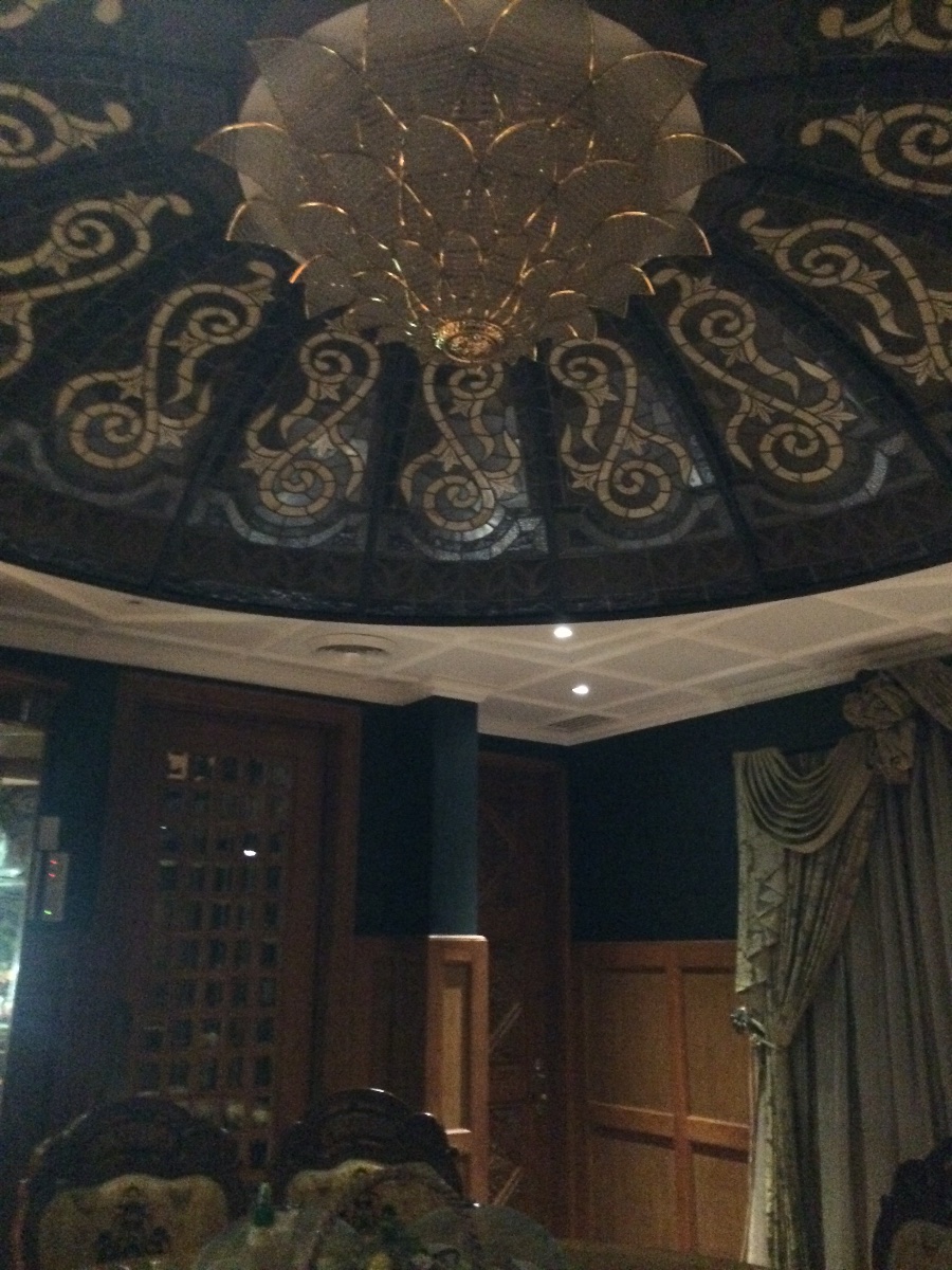 Dining room, Ceiling