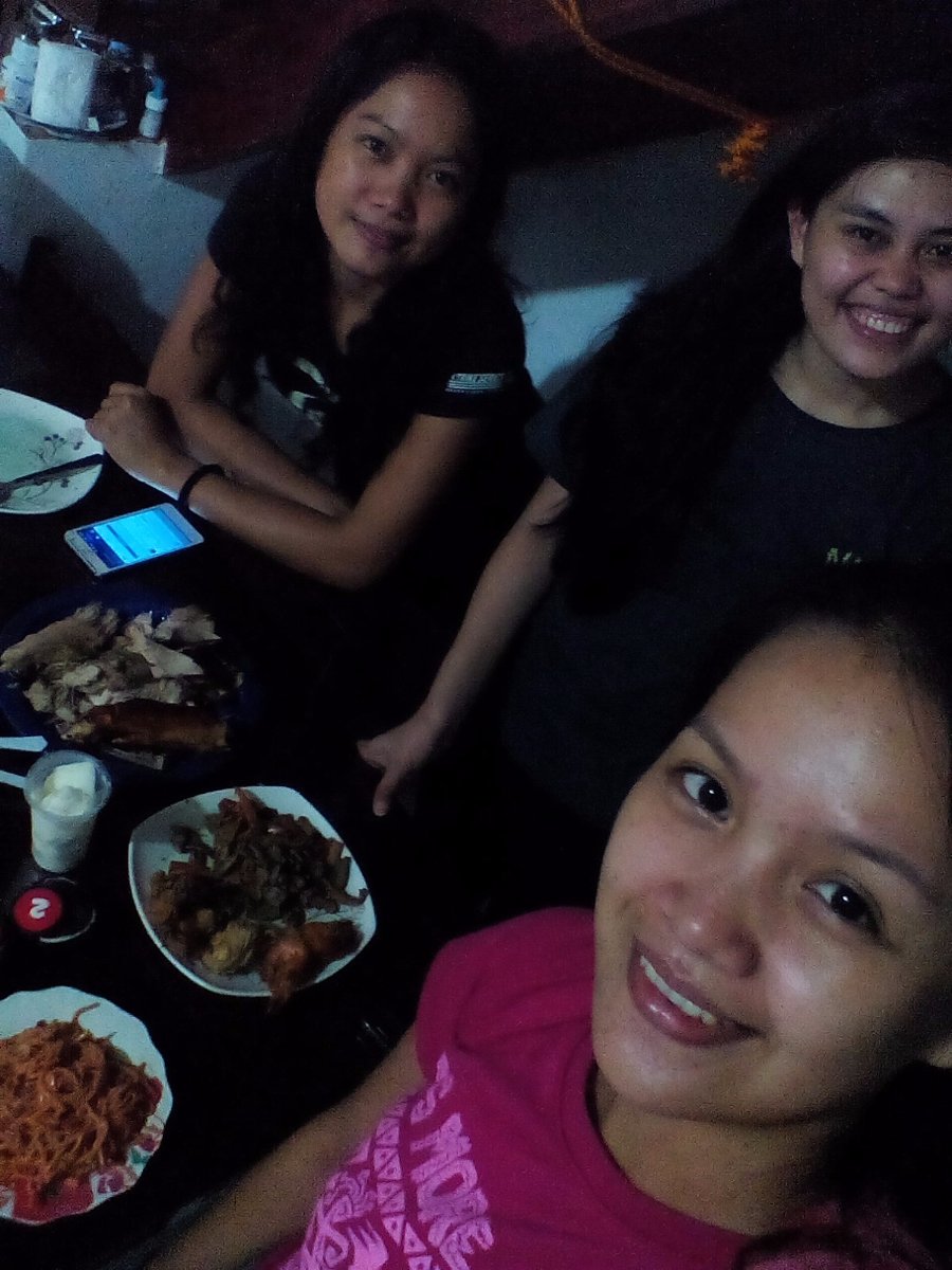 Team Kaon. Full already. Delicious food. Numnam