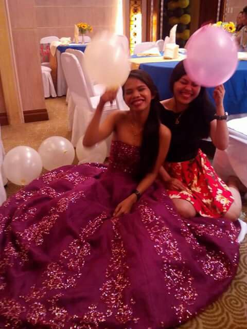 her debut este ringhop