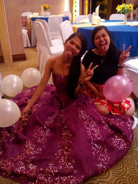 her debut este ringhop