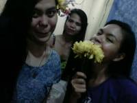 Groufie to lessen the stress  