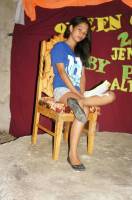 Practicing to be the next queen of peace hahah lol