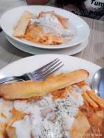 club sanwich, lasagna, frappe, banana smoothie