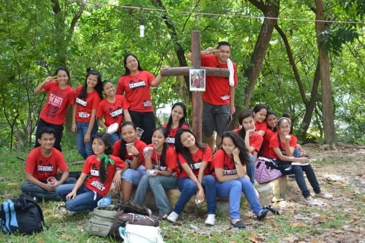 Big family, friends u can keep, forever, highschool loves