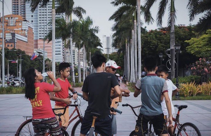 Urban shots,  streetmobs 