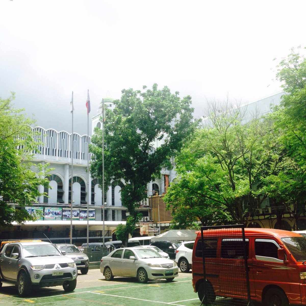 goodmorning, usjr, school, love, bright, day, nice, day, to, start, cars, trees, buildings