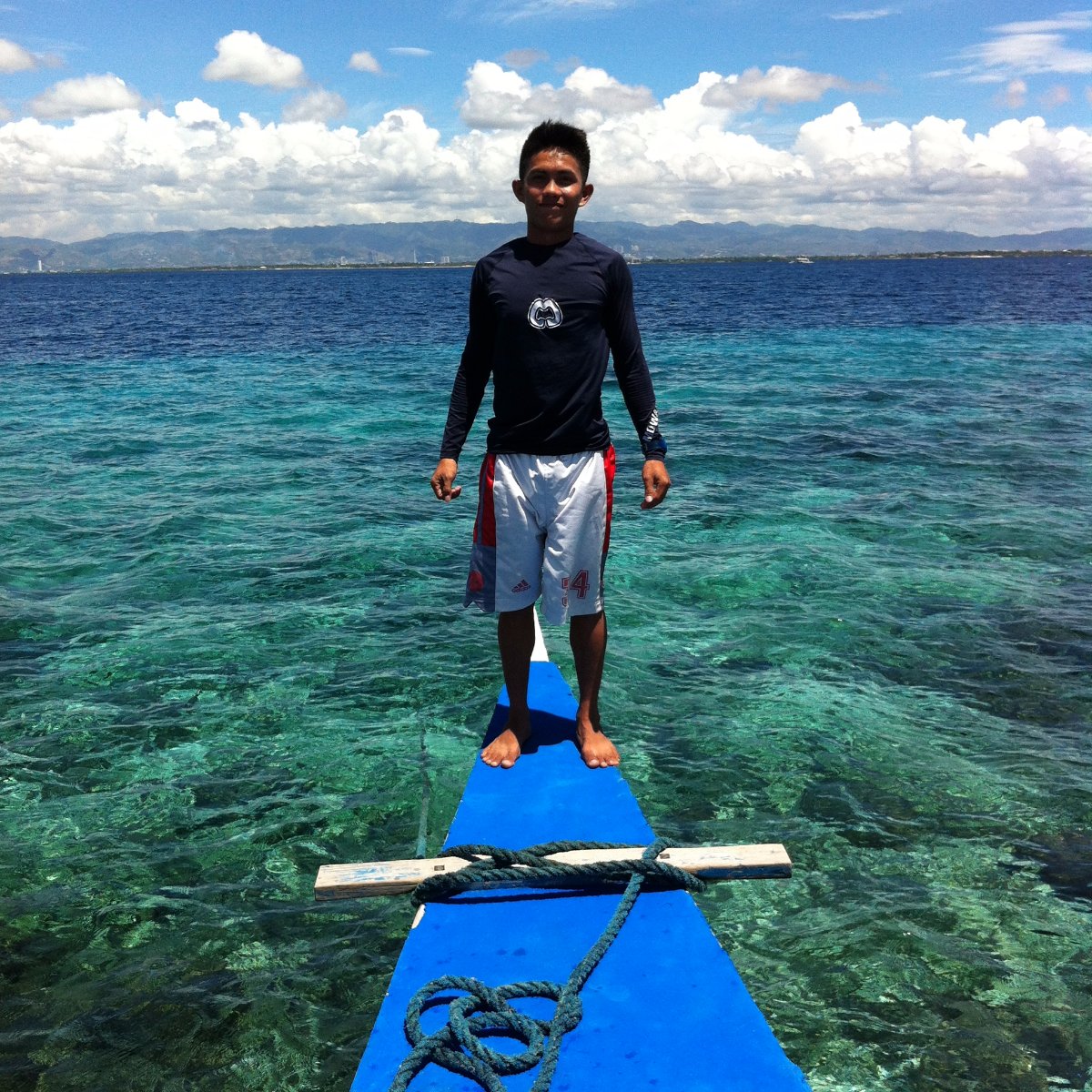 island hopping, cousin, blogger pose, nice view