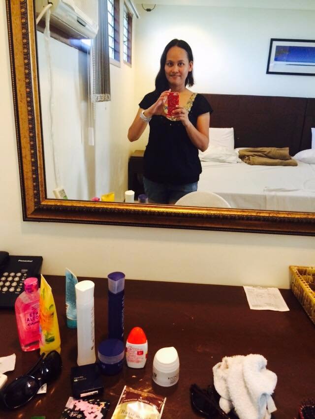 mirror, selfie. te naleen