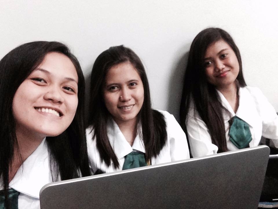 smileeeeeeeeeee with the lovely ladies