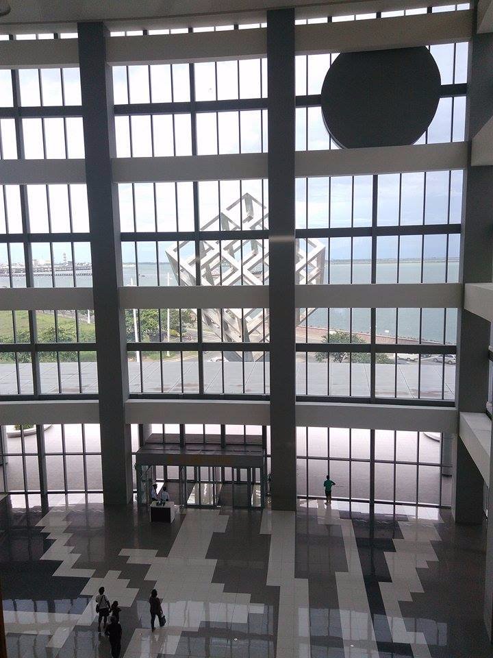the cube, at sm seaside, sunday out