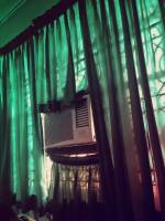 At, classroom, aircon, green, curtain