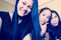 groufie smile fambam reunited