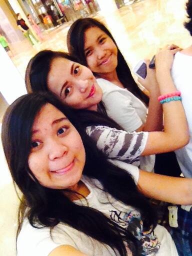 friends bffs highschoolmates
