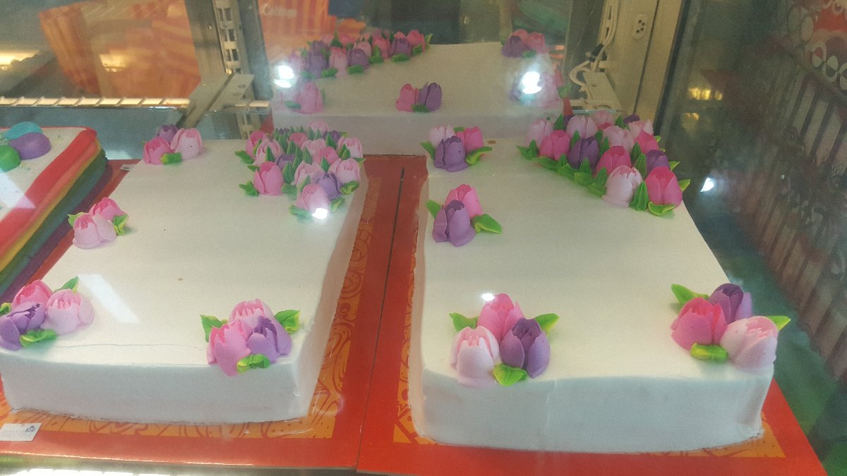 Cakes