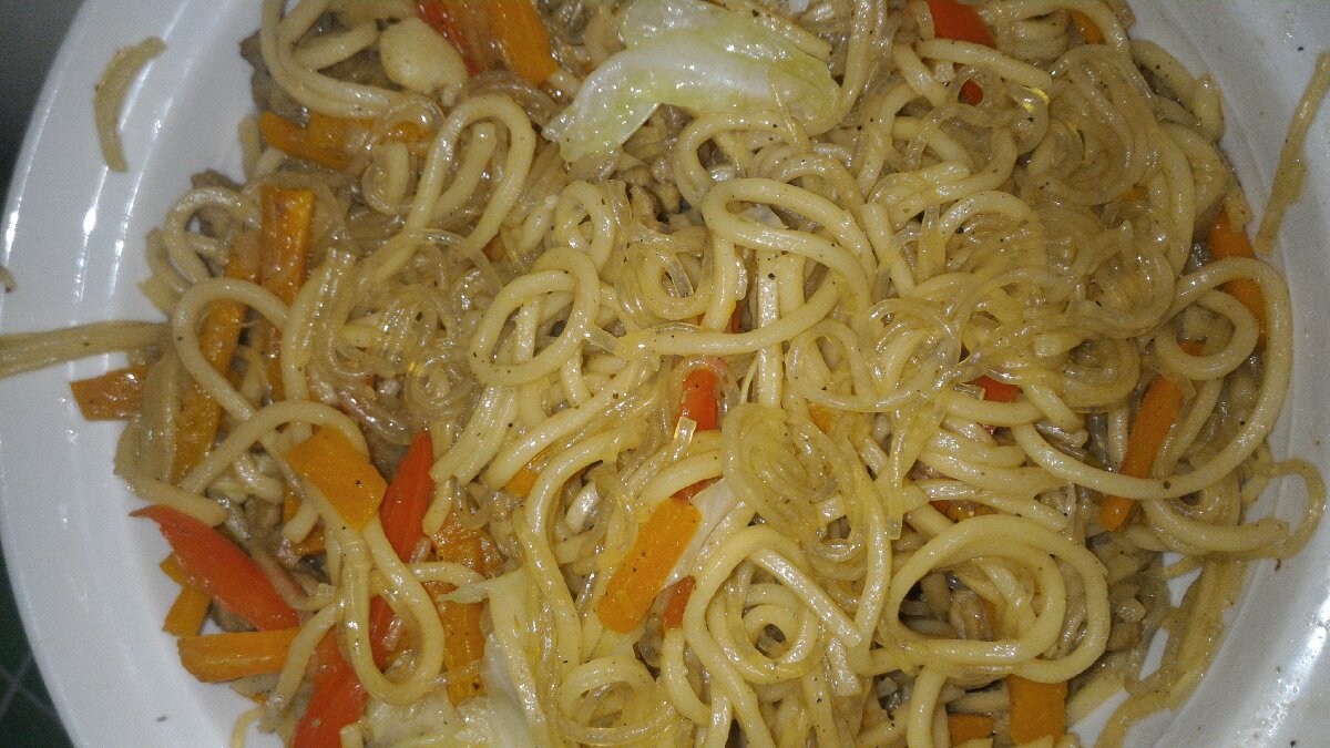 Filipino Style Pancit