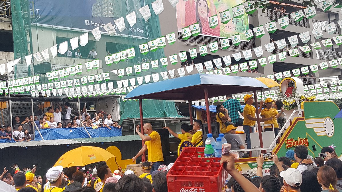 Float Parade #PalawanPawnshop #BenjieParas #Sinulog #Festival