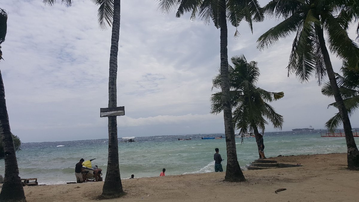 Hadsan Beach Resort